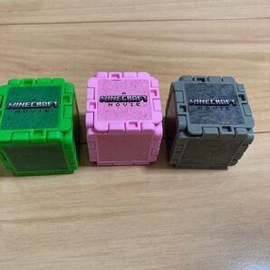 ハッピーセット マイクラ マインクラフト 石ブロックとギャレットピンクのウール ブロックとピンクのヒツジ草ブロックとラマ