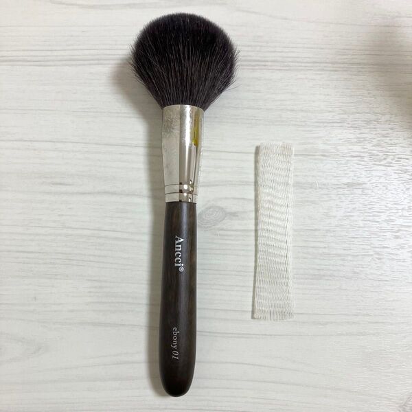 【美品】Ancci brush ebony01 フェイスブラシ メイクブラシ フェイスブラシ 化粧筆 メイク道具 ブラシセット