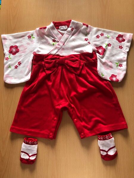 ベビー袴ロンパース 70サイズ 靴下付き