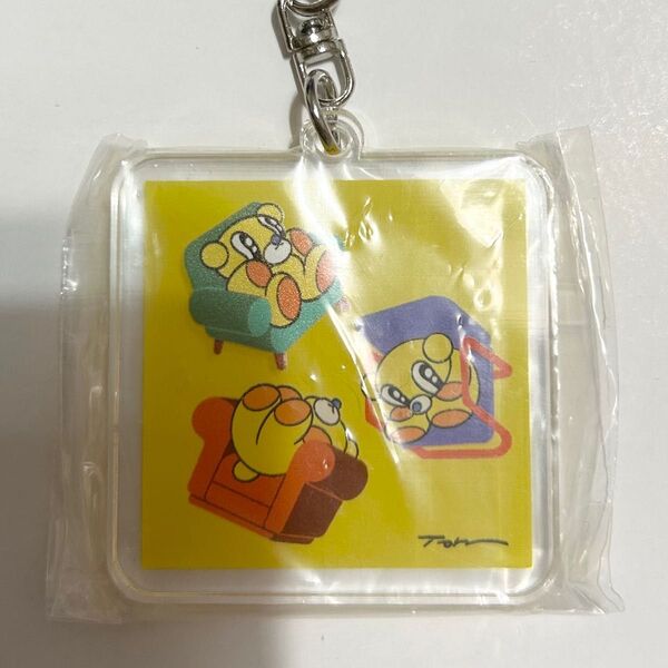 TRAMPOLINE Funny Characters ガチャ 【FLYING BEAR】 アクリルキーホルダー
