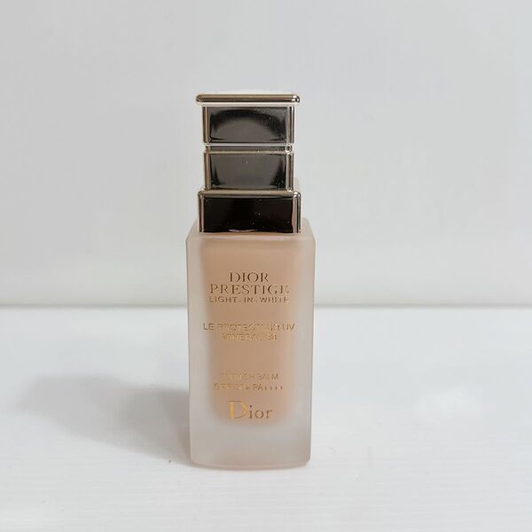 Dior ディオール プレステージ ホワイト ル プロテクター UV ミネラル BB 01 化粧下地