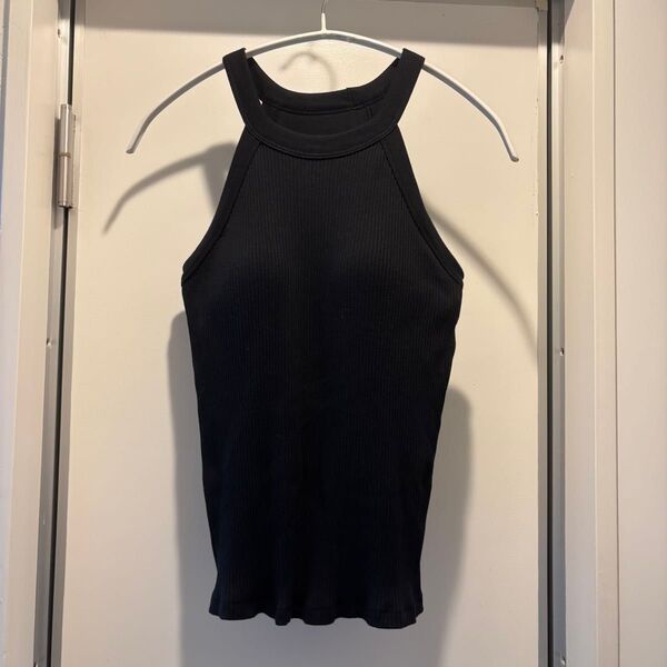 UNIQLO ユニクロ ホルターネックブラタンクトップ ブラック 黒 M