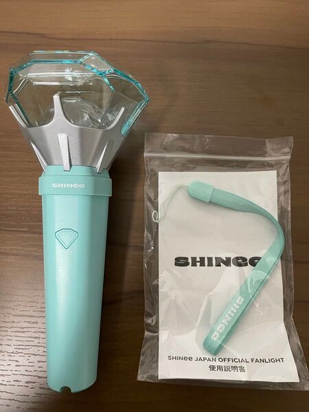SHINee 公式ペンライト ストラップ付き