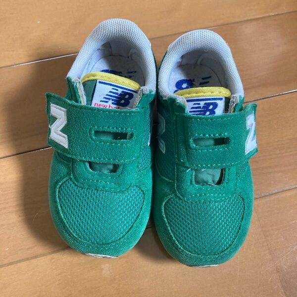 ニューバランス キッズ スニーカー 13.5cm