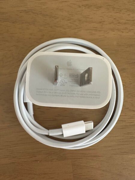 限定Appleの純正品IPhone タイプCライトニングケーブル 急速充電器