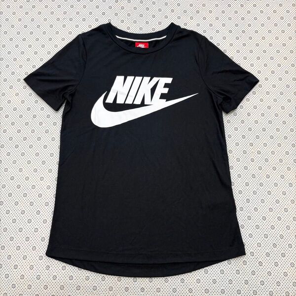 ☆ナイキ でかロゴ 半袖 Tシャツ 150