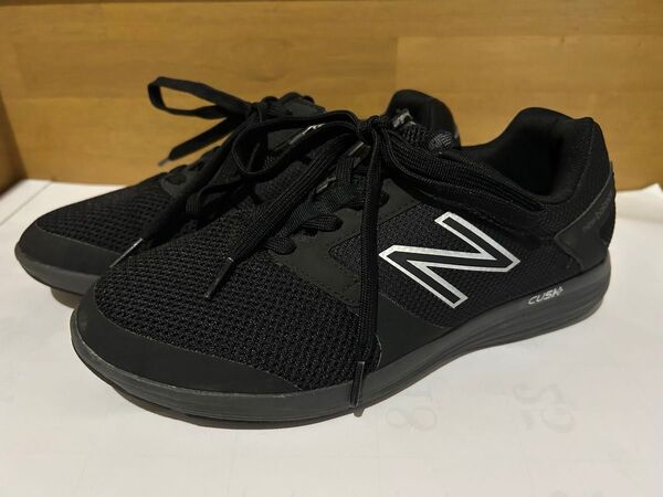 New Balance ニューバランス 25㎝ 幅広ワイド ブラック 靴 スニーカー