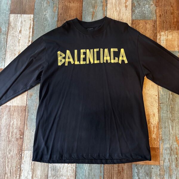 BALENCIAGA ロングTシャツ ブラック ロゴLサイズ