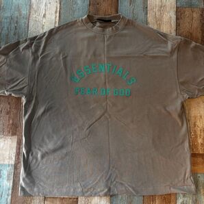 ESSENTIALS FEAR OF GOD TシャツXLサイズ ブラウン系