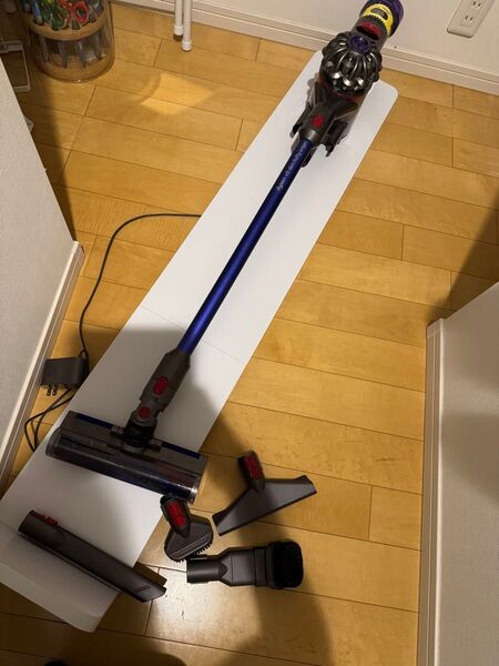 Dyson 掃除機 モーターヘッド付き 収納つき 一部ジャンク