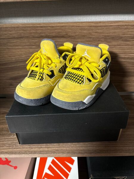 Nike Air Jordan 4 "Tour Yellow"(TD)キッズ