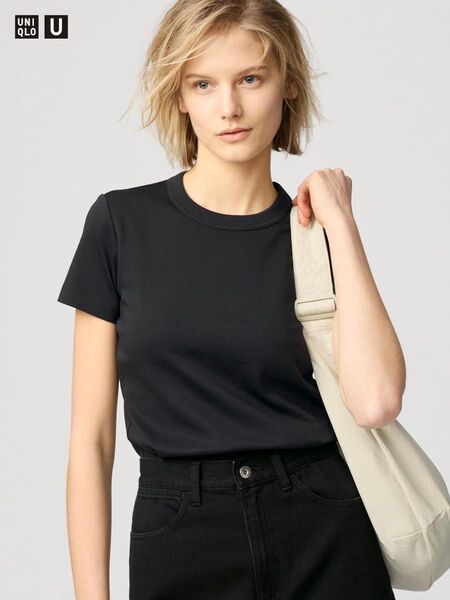 【新品】UNIQLO クールネックT
