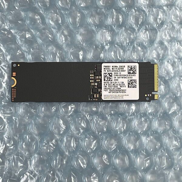 【WW:使用時間少】samsung MZ-VLQ2560 256GB M.2 SSD NVMe 2280