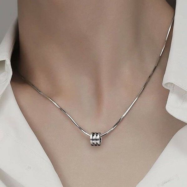 サークル ネックレス ジュエリー スタイリッシュ アクセサリー ギフト シンプル シルバー ネックレス レディース692511