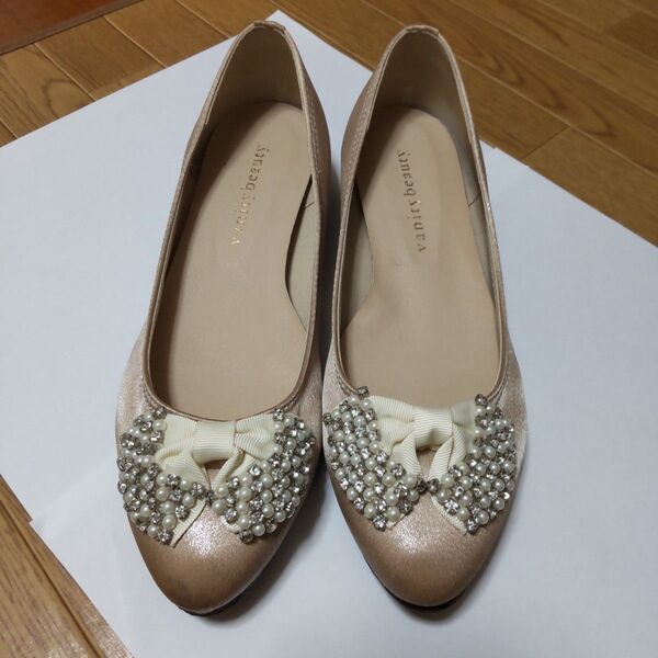 vanitybeauty パンプス ピンクベージュ 23.5cm
