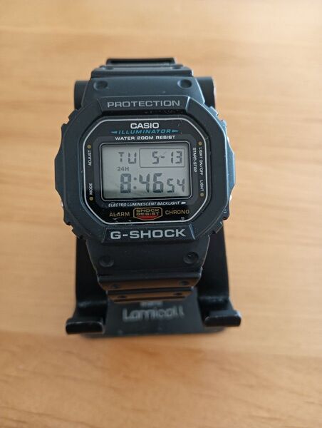 CASIO G-SHOCK 腕時計 デジタル ブラック DW-5600E