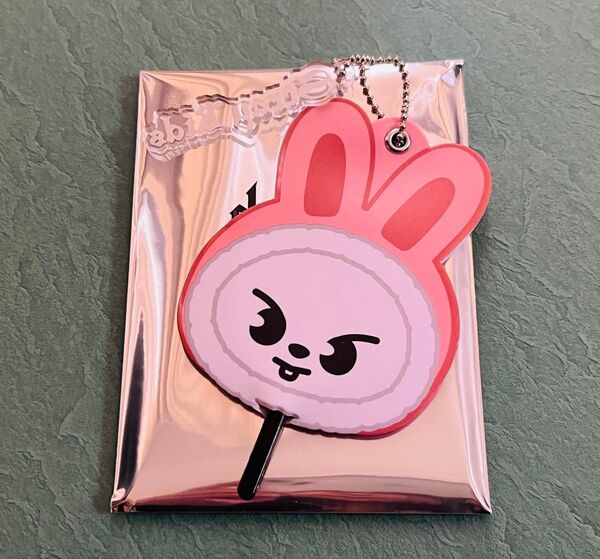 ◆straykids リービット リノ ミニうちわキーホルダー もこもこ ふわもこ ミニうちわ スキズ◆