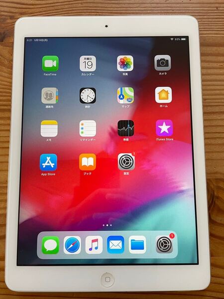 Apple iPad Air Wi-Fi 16GB MD788J/A