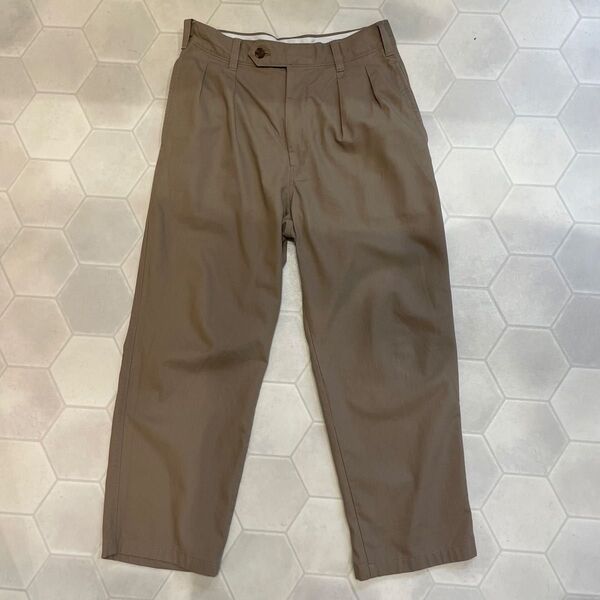 UNIQLOU ワイドフィットタックチノ ベージュ 76