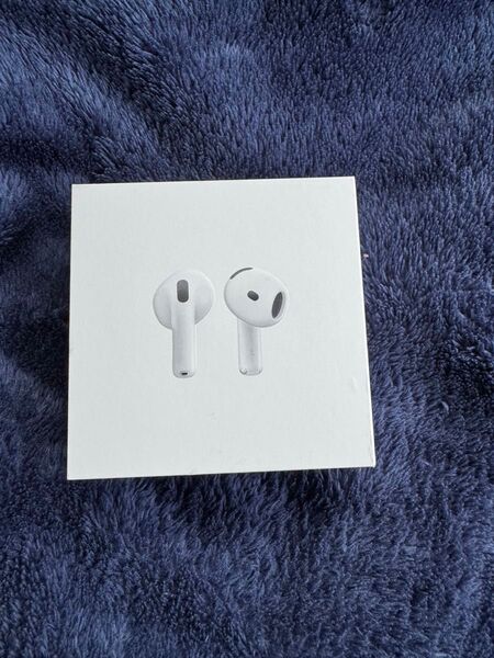 新品未開封 AirPods 4 エアポッズ Apple MXP63J USB TYPE C充電