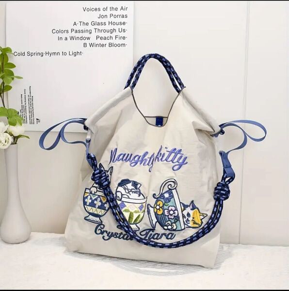 明るめグレー Naughty Kitty エコバッグ M ストラップ付き
