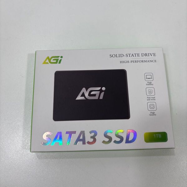 AGI 2.5インチSSD 1TB 新品未開封