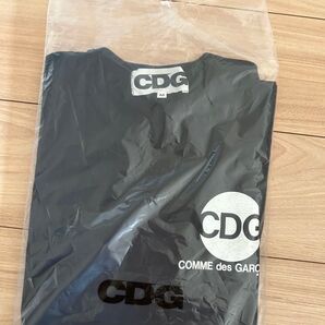 新品ま未使用!!CDG コムデギャルソン Tシャツ