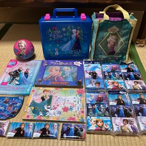 【アナと雪の女王】パズル ケース ナイロンバック ブック ボール ティッシュ 等