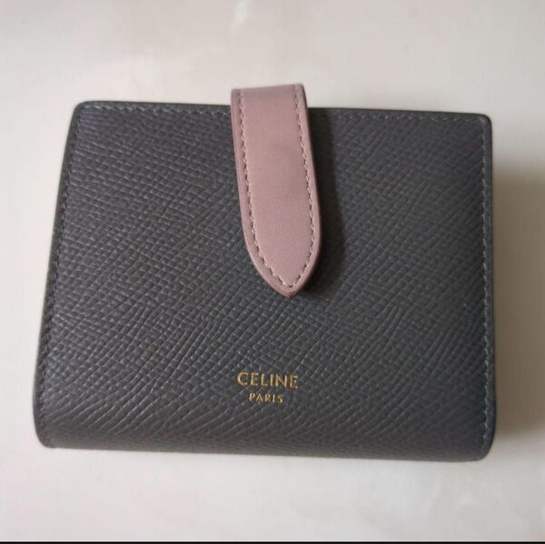 CELINE 二つ折り 財布 セリーヌスモールストラップウォレット☆
