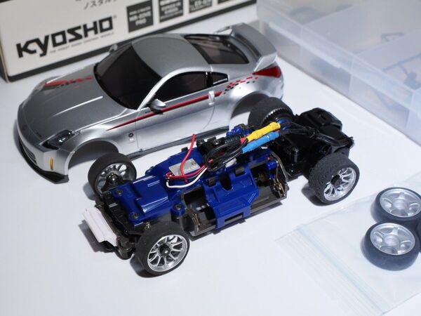 京商ミニッツMR-03 RM VEPRO フェアレディーZ ニスモ セット