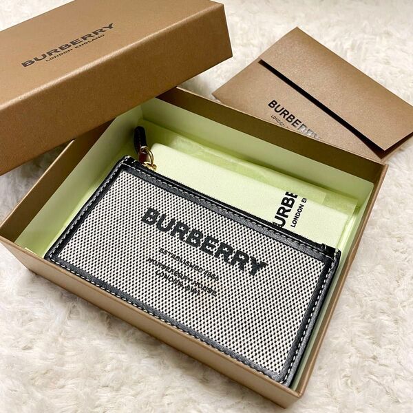 箱付き美品 BURBERRY バーバリー ロゴ フラグメントケース コインケース