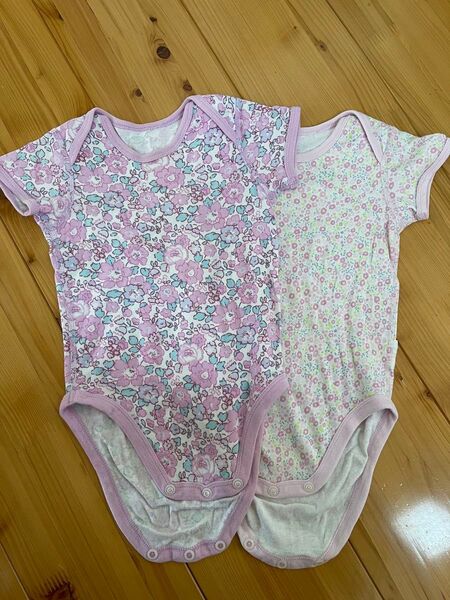 UNIQLO ベビー肌着 ロンパース2枚セット