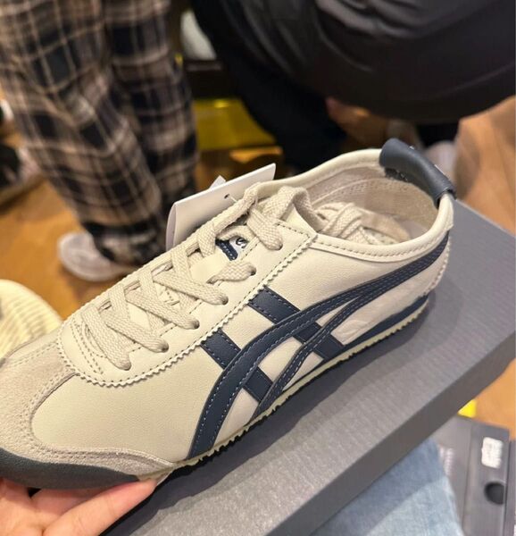 Onitsuka Tiger オニツカタイガー スニーカー MEXICO 靴 メキシコ66 23.5cm 新品
