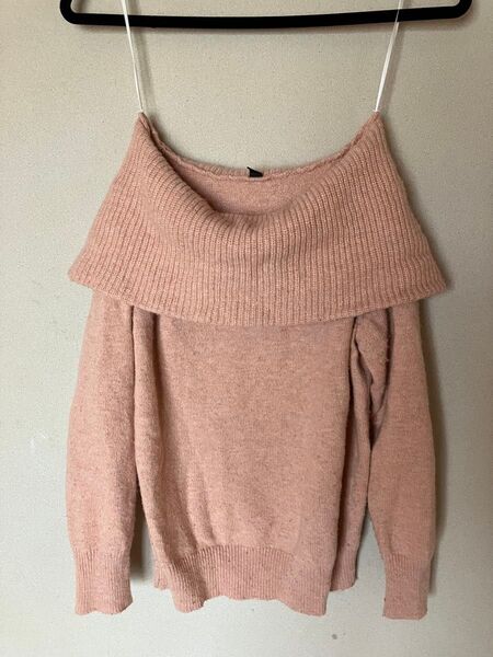 オフショルダーニット ピンク UNIQLO