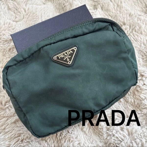 PRADA プラダ ナイロン 三角メタル ポーチ 化粧ポーチ モスグリーン