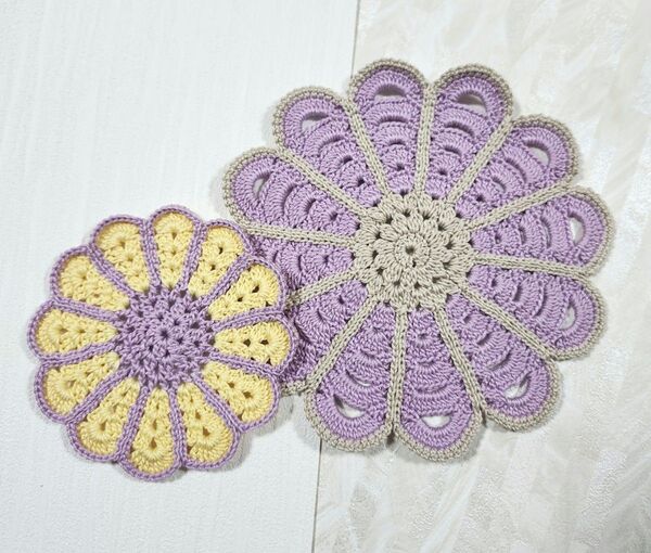 ハンドメイド お花のドイリー 2枚セット パープル&イエロー