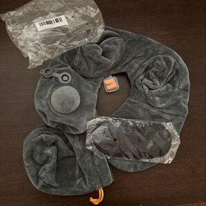 ネックピロー アイマスク 耳栓 3点セット 新品未開封 グレー 旅行 トラベル