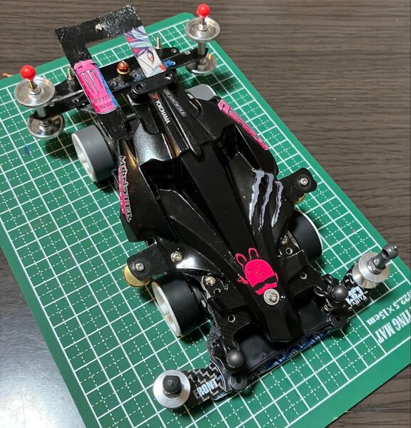 ミニ四駆 ポリカボディー 完成品 Monster Edition