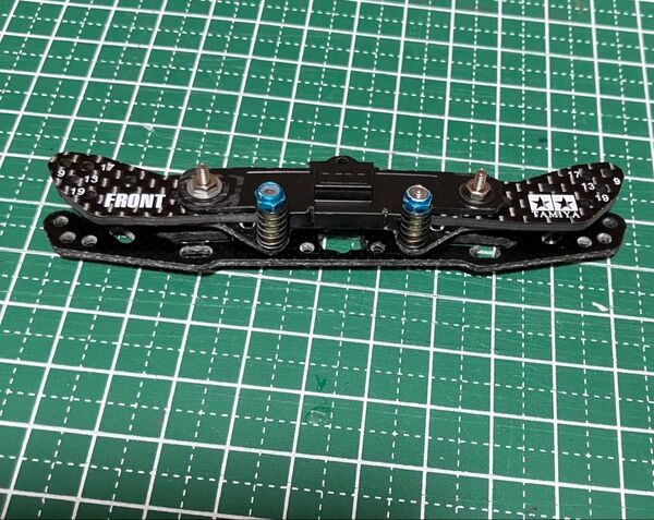 ミニ四駆 ATスラダン ギミック カーボン