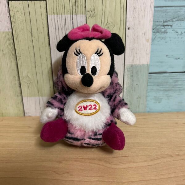 ディズニー ミニーマウス 寅年 干支 ぬいぐるみバッジ 2022 ぬいば