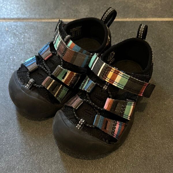 【美品】キーン サンダル 13.5cm ブラック keen キッズ 子ども