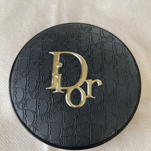 Dior クッションファンデーションコンパクト