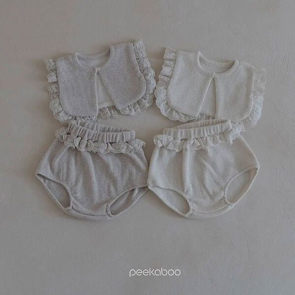 peekaboo del baby set