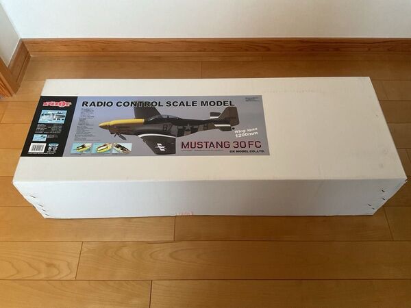 希少/デッドストック/半完成品/未組み立て/PILOT/OK模型 RC 飛行機 / ムスタング 30 FC / MUSTANG