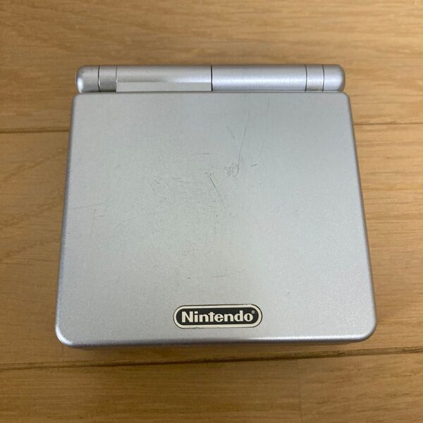 ゲームボーイアドバンスSP シルバー