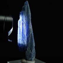 カイヤナイト 19.9g KNB168 ブラジル ミナスジェライス州 藍晶石 天然石 鉱物 パワーストーン_画像6