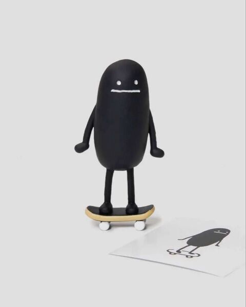 グラニフ ビューティフルシャドー カプセルトイボックス スケートボード
