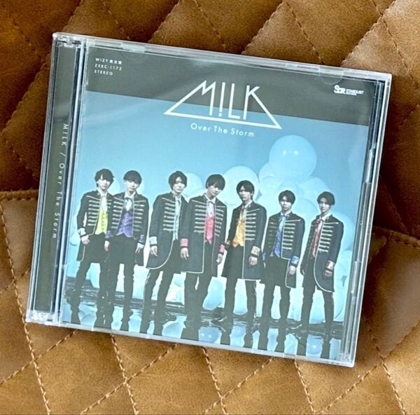 M!LK Over The Storm (WIZY限定盤)(CD+Blu-ray Disc) ※帯なし