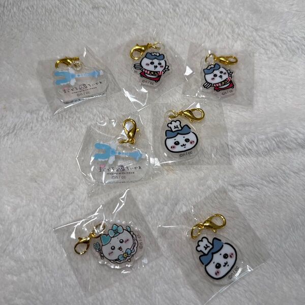 ちいかわ ちいかわレストラン&超まじかるちいかわ ハチワレ ミニアクリルチャーム 七点セット