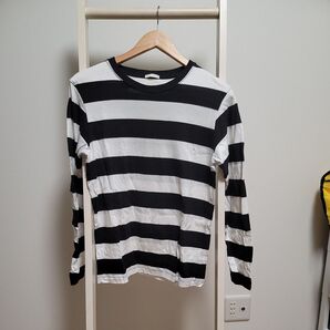 【美品】ユニクロ ボーダーロンT 黒×白
